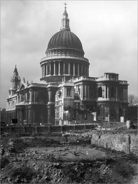 St. Pauls after Blitz