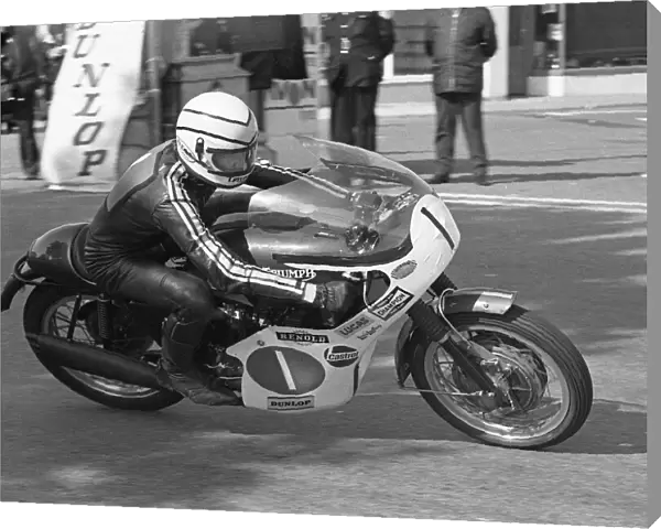 Ray Pickrell (Triumph) 1972 Production TT
