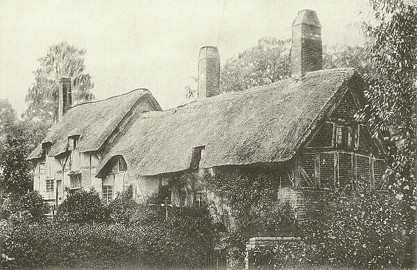 Ann Hathaway's Cottage, Stratford-on-Avon (b / w photo)
