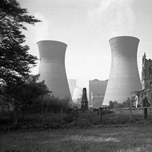 Power stations Metal Print Collection: Ferrybridge Power Station
