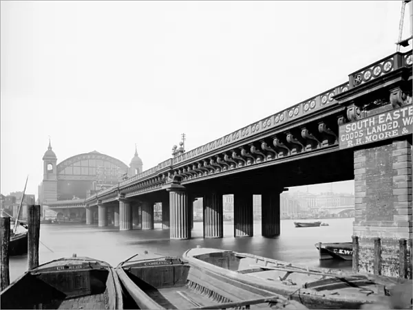 Cannon Street Railway Bridge, London DD97_00102
