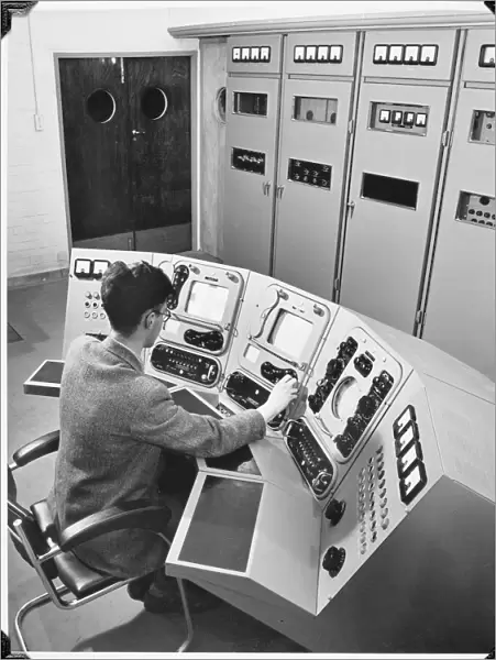 BBC Transmitter Control Desk, Holme Moss JLP01_05_01_087