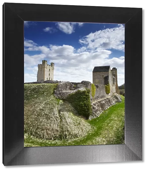Helmsley Castle N100096
