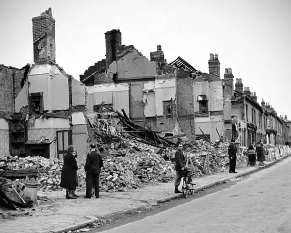 Bomb damage, Birmingham 1942 OP09006