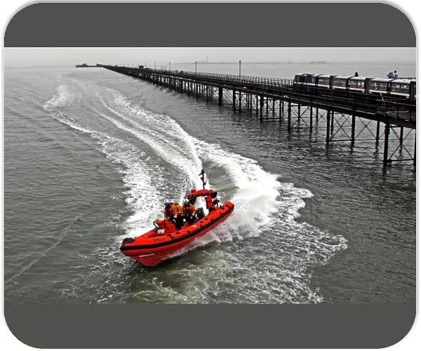 Southend pier and Atlantic 75 inshore lifeboat