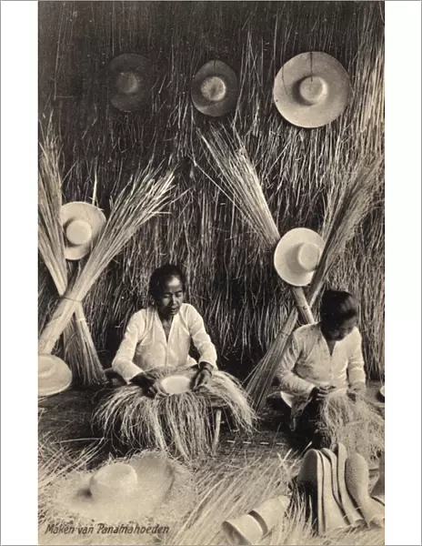 Panama Hat makers in Indonesia