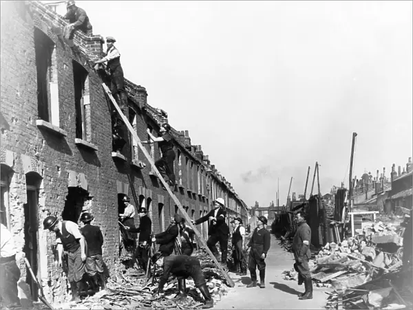 Bomb damage in Sidney Street, East London, WW2