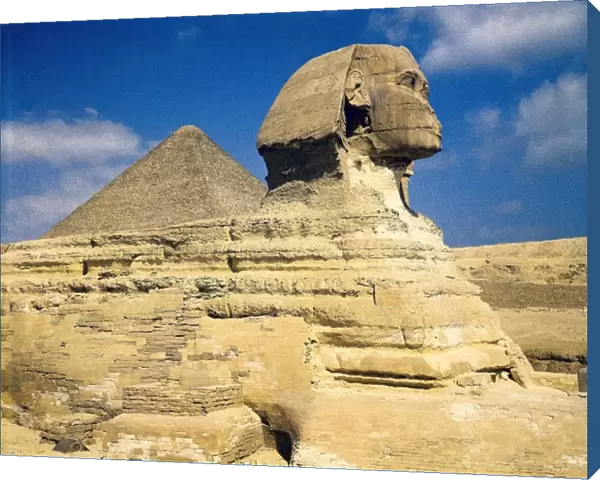 Giza. Great Sphinx and. Great Pyramid of Giza