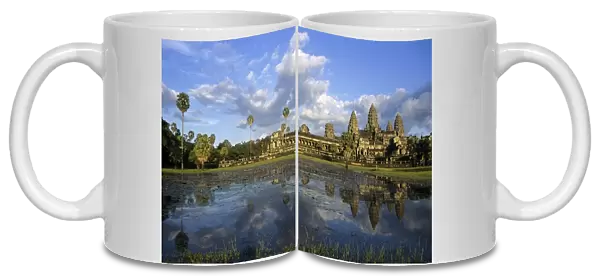 CAMBODIA. Angkor. Angkor Wat. Angkor Wat Temple