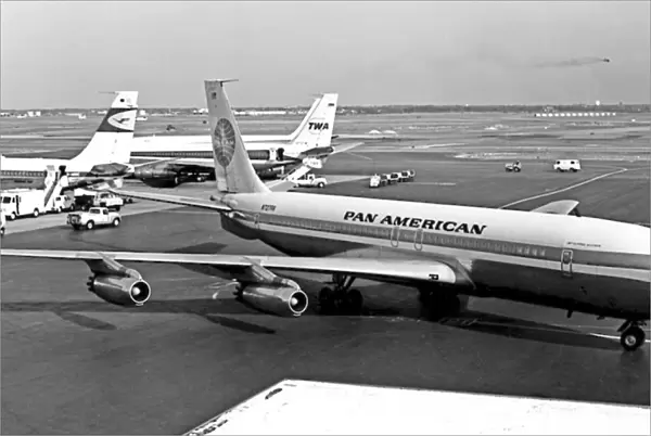 Boeing 707-321 of Pan Americans N727PA at JFK
