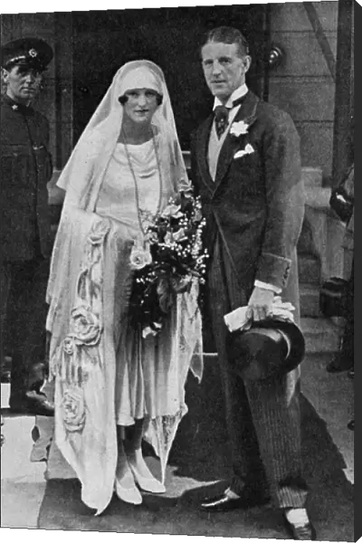 Lady Alexandra Curzon marries Major E. D (Fruity) Metcalfe