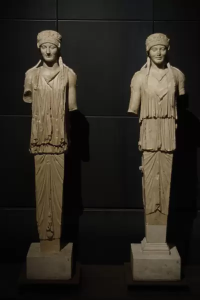 Herma of Caryatid. Pentelic marble. Archaic style. Augustan
