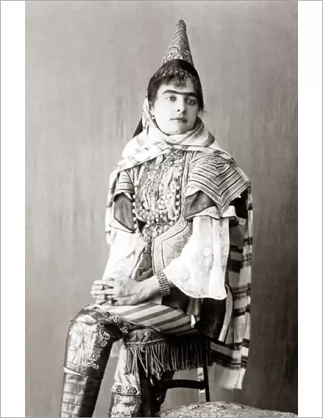 Jewish woman, Tunisia, circa 1890