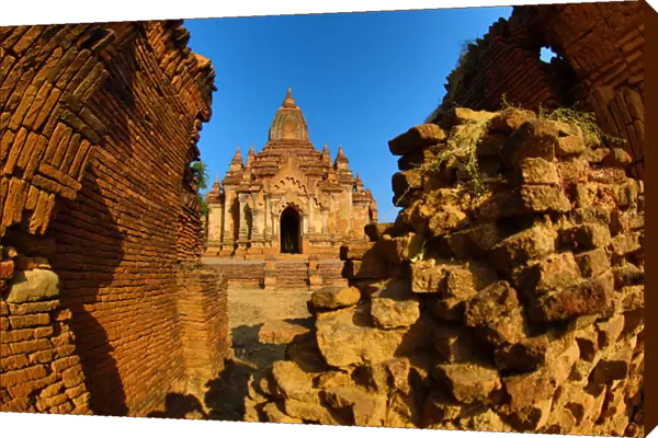 Shwe Leik Too Pagoda in Bagan, Myanmar (Burma)
