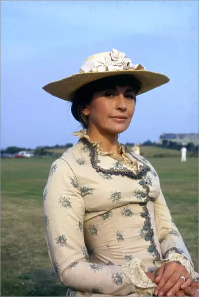 Nanette Newman on location, filming in Cornwall