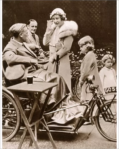 Duchess of York and daughters - Disabled Soldiers Sale