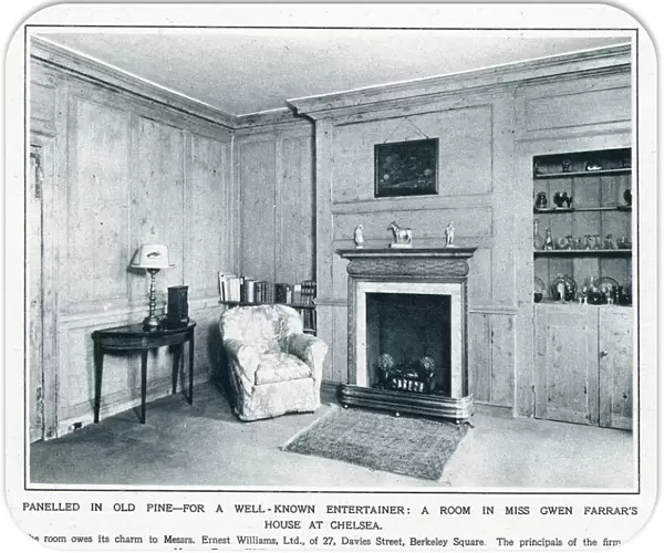 Room in Gwen Farrars Chelsea home panelled in pine