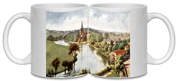 River Avon in summer, Stratford-on-Avon, Warwickshire