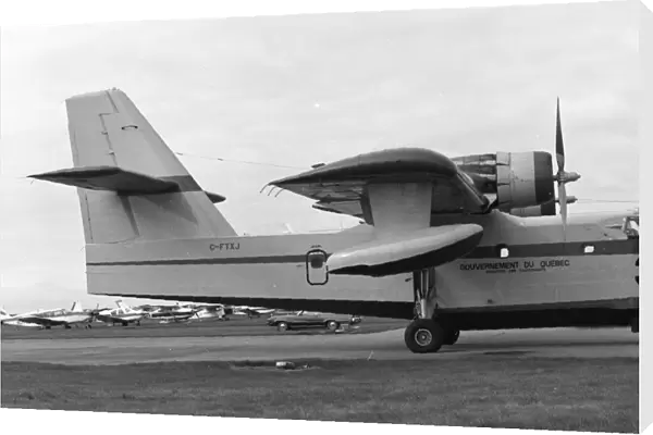 Canadair CL-215 C-FTXJ