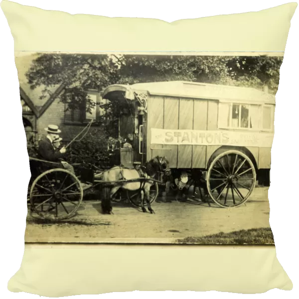 Vintage Caravan (Stantons Royal Entertainers)