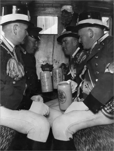 GERMAN BEER DRINKERS