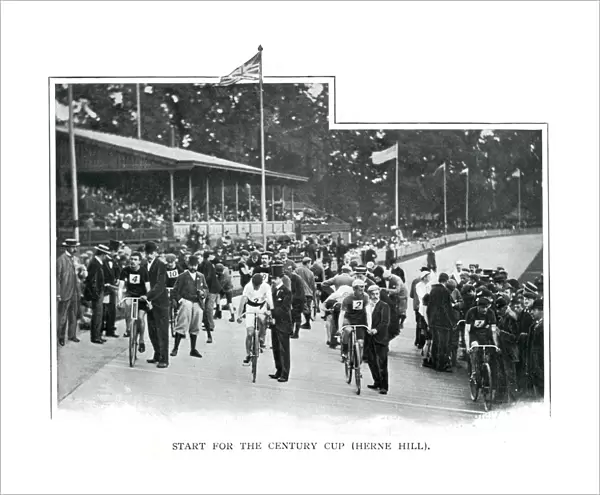 Herne Hill Velodrome, cyclists ready to start 1900