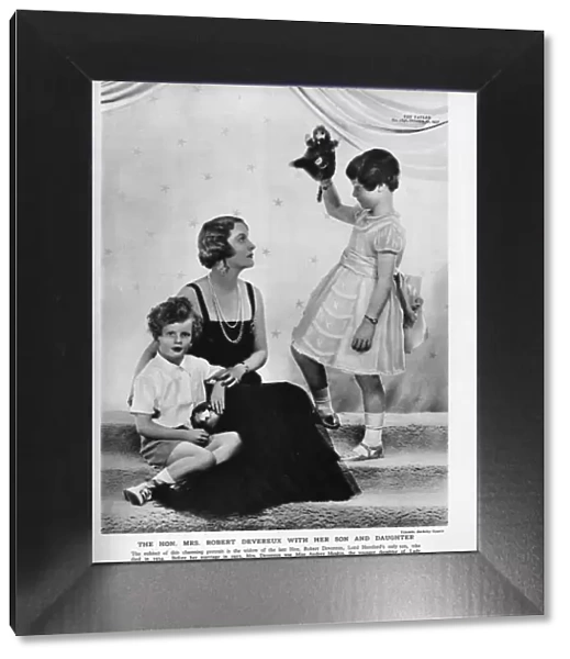 Audrey Devereux with her children