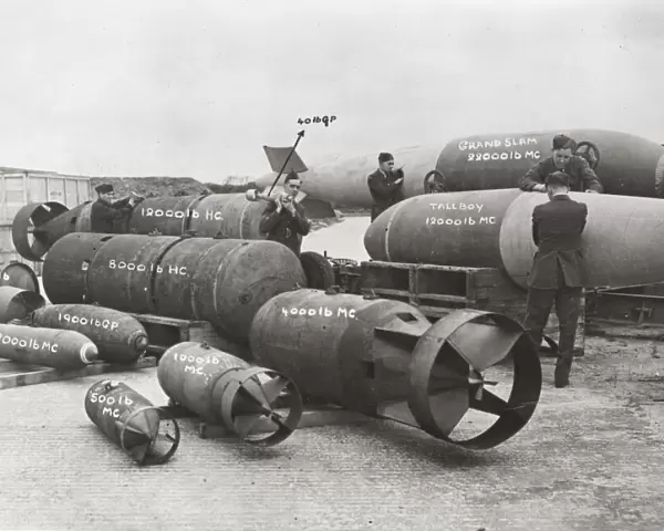 WW II - range of bombs, ordnance dropped by RAF