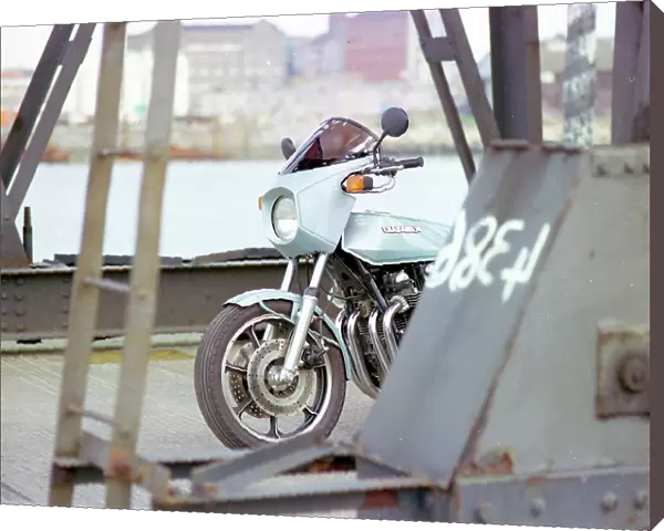 Kawasaki Z 1000 Z1-R motorbike