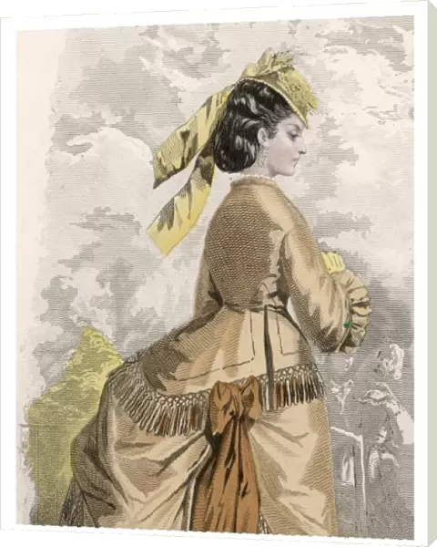 Female Type  /  Beige Dress