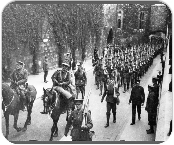 2nd Scots Guards leaving Tower of London, WW1
