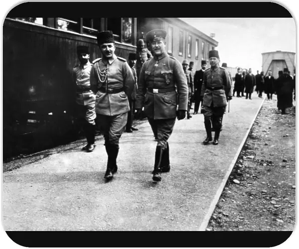 Enver Pasha and a German army officer, WW1