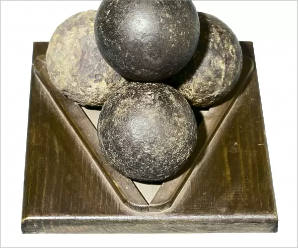Cannon balls of the French batteries. SPAIN