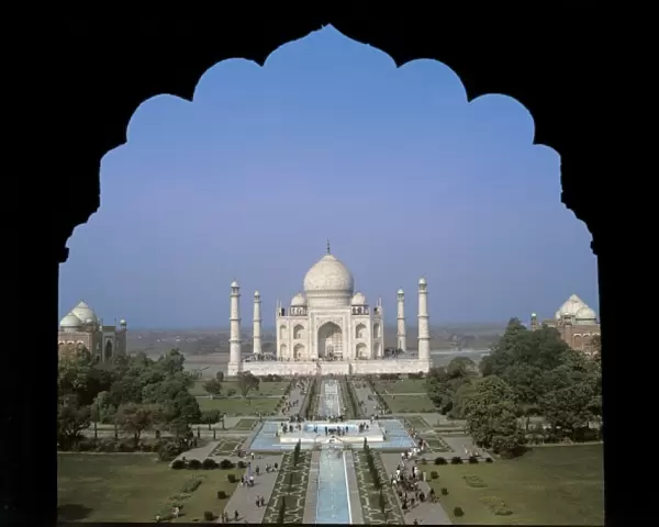 INDIA. UTTAR PRADESH. Agra. Taj Mahal. Taj Mahal