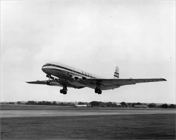 The first production de Havilland DH106 Comet 2 G-AMXA