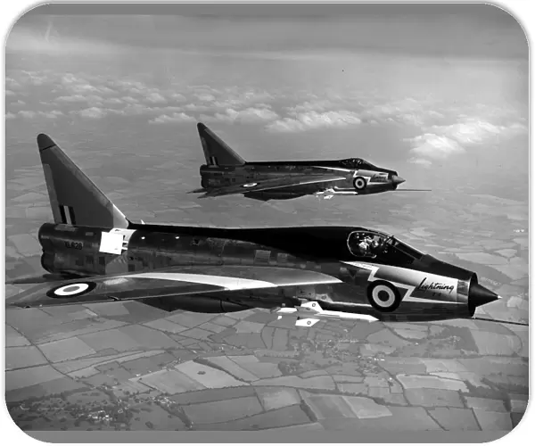 The first prototype English Electric Lightning T4 XL628