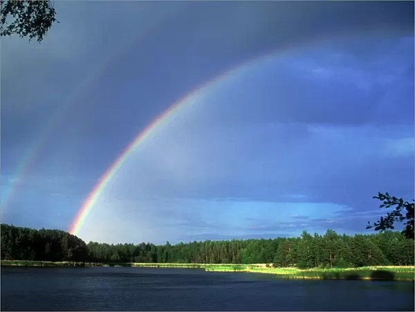 Double rainbow over a lake
