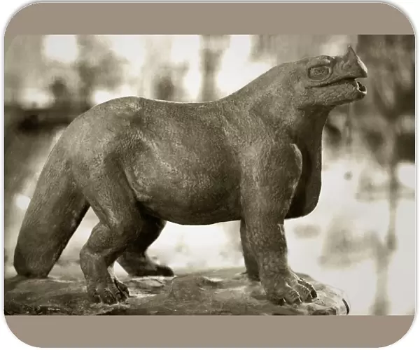 1854 Iguanodon reconstruction Hawkins