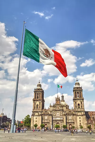 Mexican flag, Plaza of the Constitution (Zocalo), Metropolitan Cathedral in background