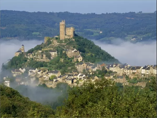 Castle, Najac, Aveyron, Midi Pyrenees, France, Europe