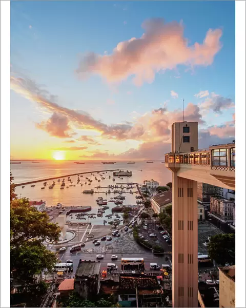 Lacerda Elevator at sunset, Salvador, State of Bahia, Brazil, South America