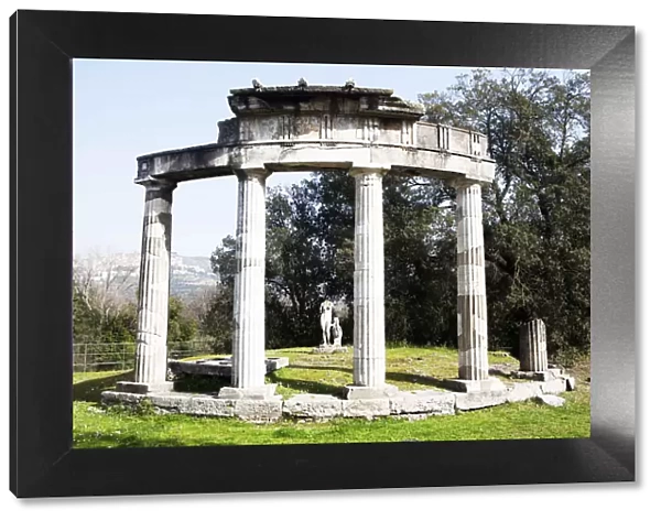 View of Tivoli Temple of Venus, Tivoli, Lazio, Italy, Europe