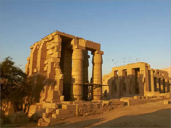 Ramesseum Temple, West Bank of the River Nile, Thebes, UNESCO World Heritage Site, Egypt, North Africa, Africa