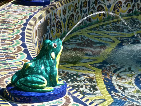 Ceramic frog spitting out water, Frogs Fountain, Maria Luisa Park, Seville, Andalusia, Spain, Europe