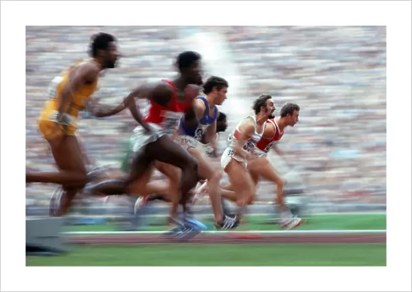 Jobst Hirscht strains to keep up with Valeriy Borzov in the 100m at the 1972 Munich Olympics