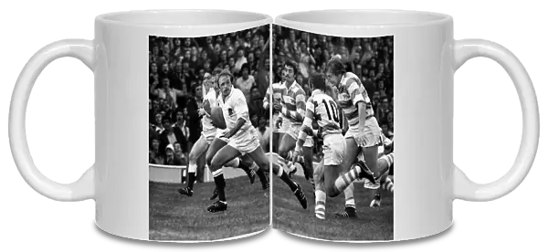 Englands Peter Squires on his way to scoring a try against Argentina in 1978