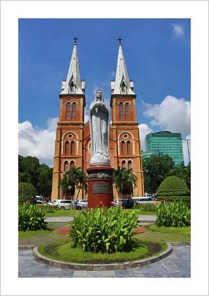 Statue of the Virgin Mary at the Notre-Dame Cathedral Basilica of Saigon, Ho Chi Minh City (Saigon)