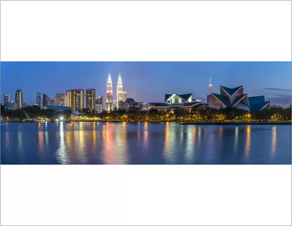 Petronas Towers and city skyline, Lake Titiwangsa, Kuala Lumpur, Malaysia