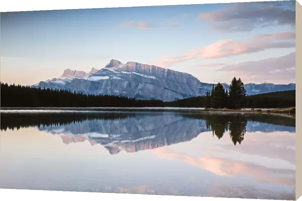 Mt Rundle at sunrise, Two Jack lake, Banff National Park, Alberta, Canada