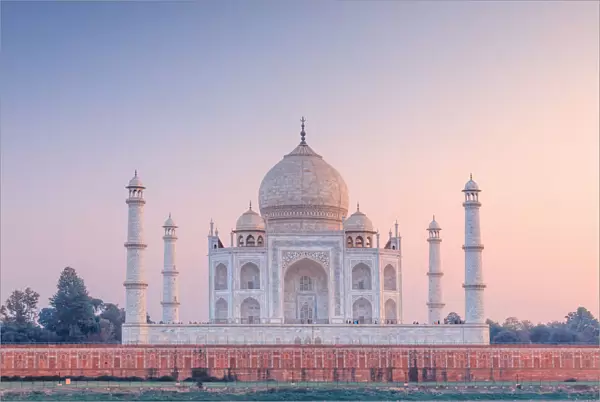 India, Taj Mahal at sunset
